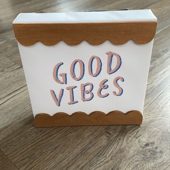 ❤️5/$25 +Bundle Sale | Bundle 5 items $7-$9 & Save! Otherwise priced as marked! - Picture 1 of 5